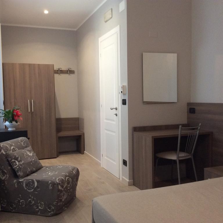 Fiorenza & Banksia Meuble 2*