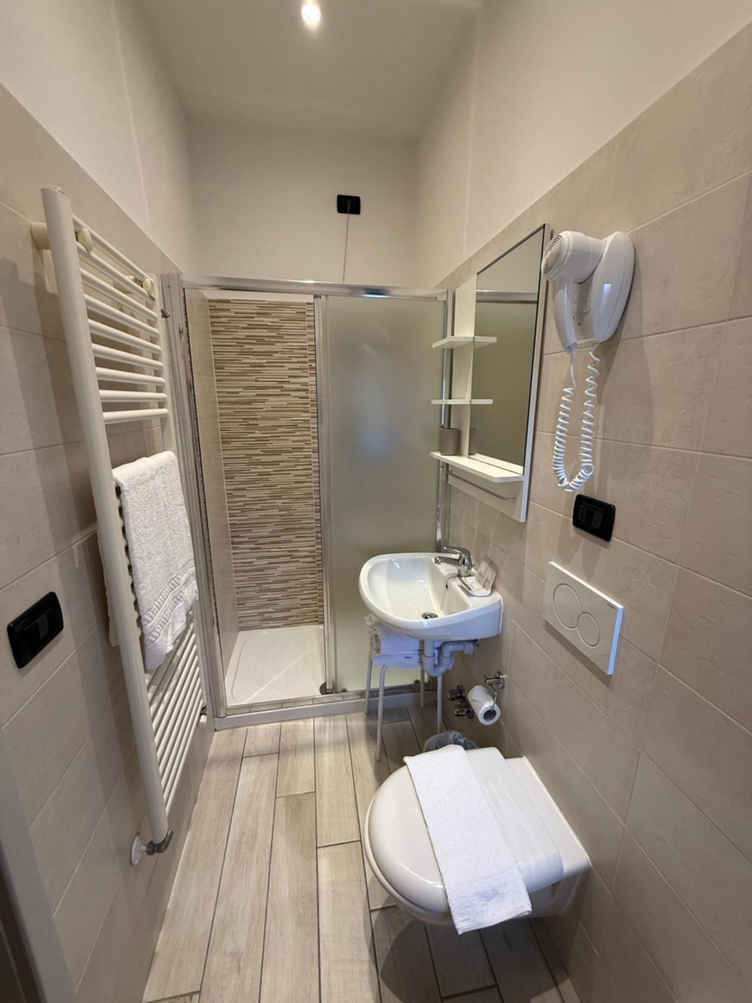 Hotel Fiorenza & Banksia Meuble Alassio