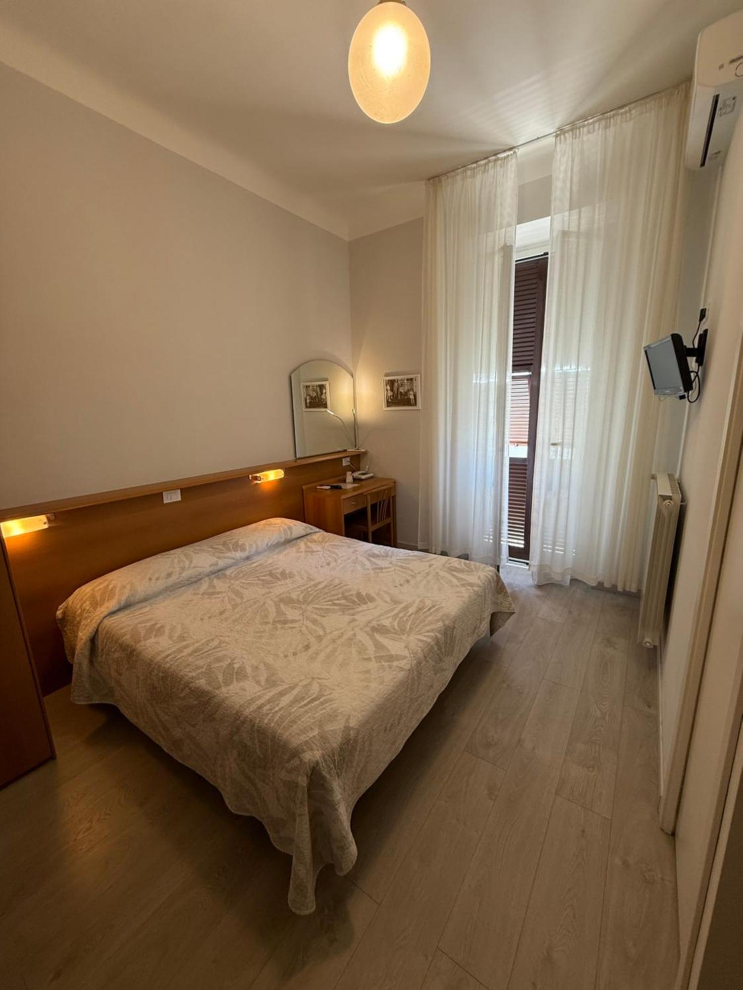 Fiorenza & Banksia Meuble 2* Alassio